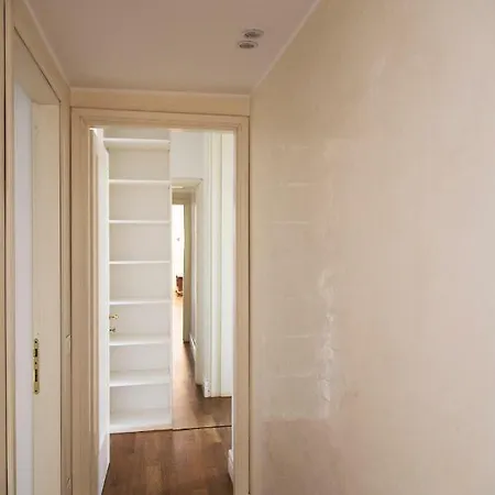 Appartement Youhosty - Pisani Big 13 Milan